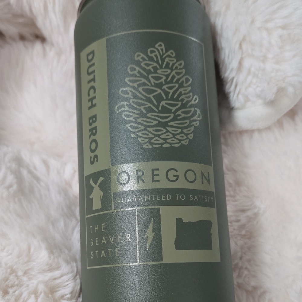 Dutch Bros Forest Green Insulated Bottle Oregon 20oz - Picture 6 of 6